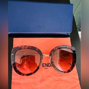 Fendi butterfly shades barely worn